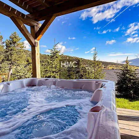 Agane Skis Aux Pieds Jacuzzi Et Vue Montagne *